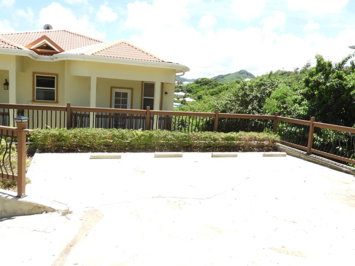 Keep Cool Guesthouse Gros Islet Eksteriør billede