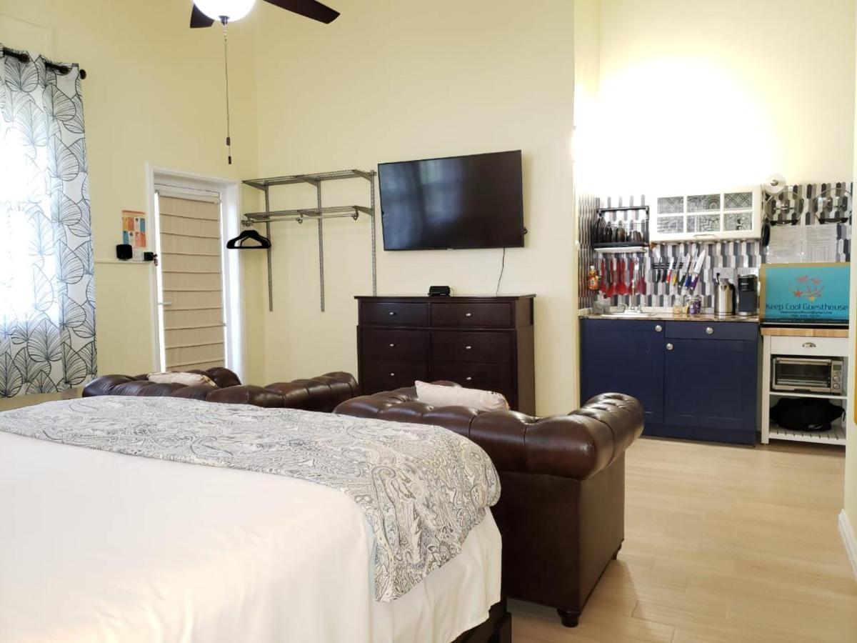 Keep Cool Guesthouse Gros Islet Eksteriør billede
