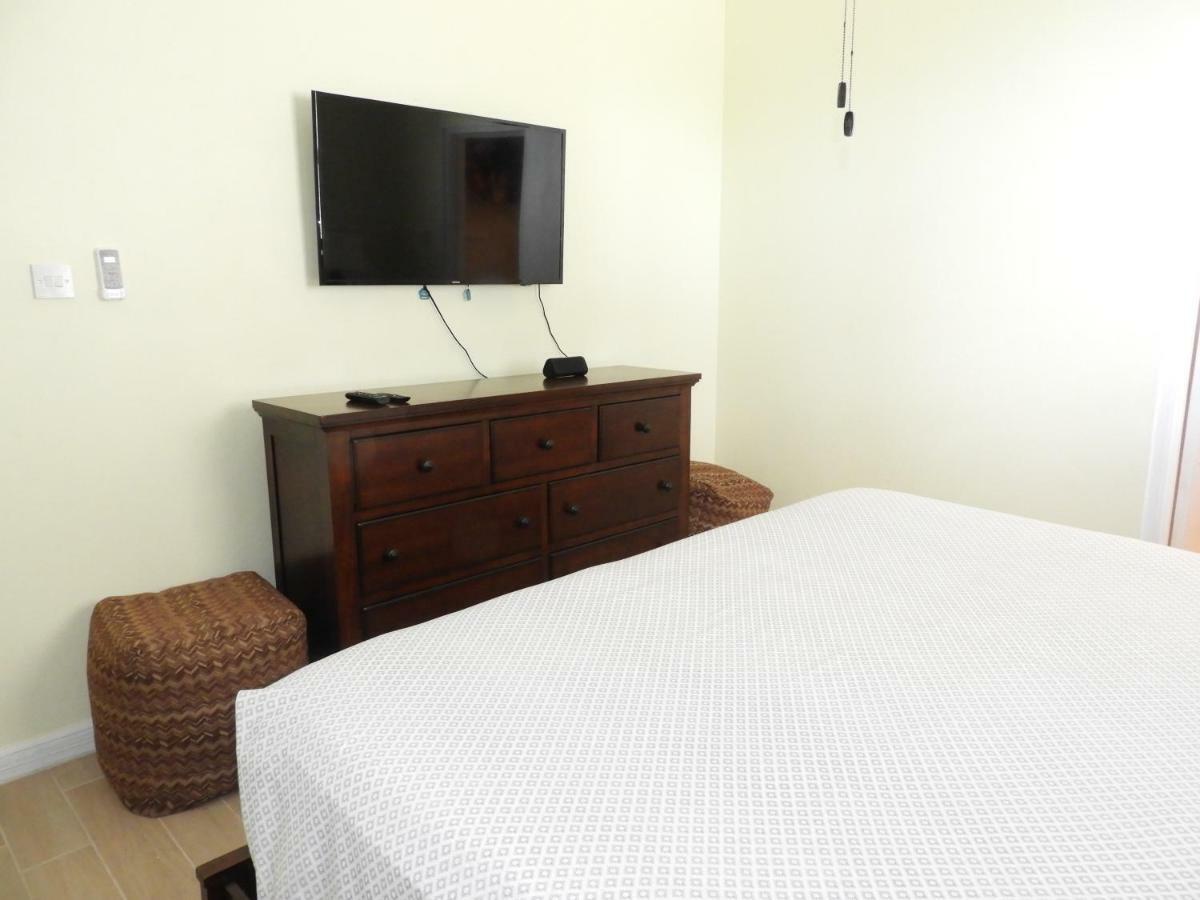 Keep Cool Guesthouse Gros Islet Eksteriør billede